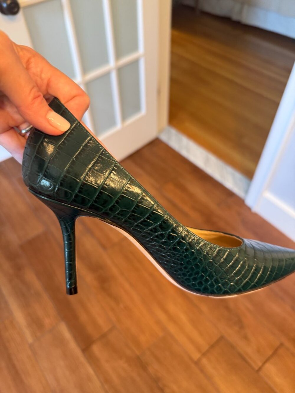 Jimmy Choo Dark Green Crocodile-Embossed Leather Pointed-Toe Pumps Size 36.5